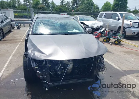 2018 Toyota Camry Xse V6 z USA, uszkodzony, nr VIN 4T1BZ1HK9JU003477